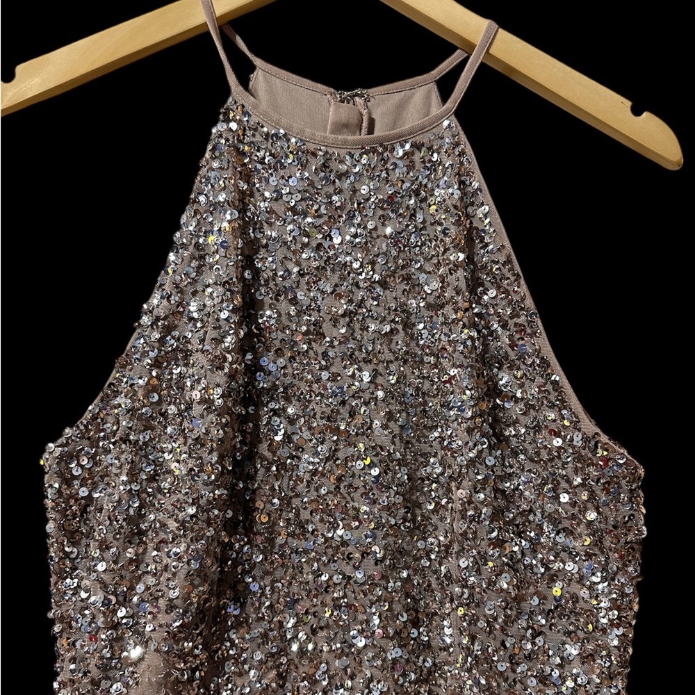 Prom dress Maya Deluxe Womens Gown Gold Sequins and Toll bottom Size Small - Picture 5 of 12